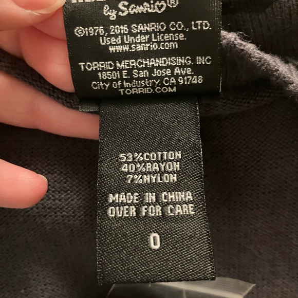 Rare Torrid Black and Gray Hello Kitty long Cardigan music notes 0 10 12 large - Picture 7 of 7